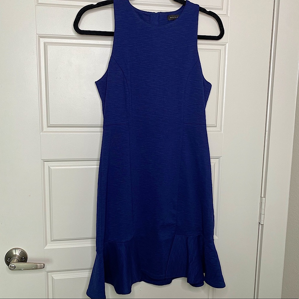 BANANA REPUBLIC ROYAL BLUE RUFFLE BOTTOM DRESS 0P